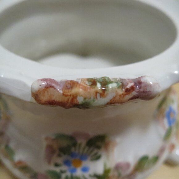 Bassano Italy Ceramic Trinket Vanity Dresser Box Lid Floral Embossed 4.75" Dia. - Picture 6 of 11